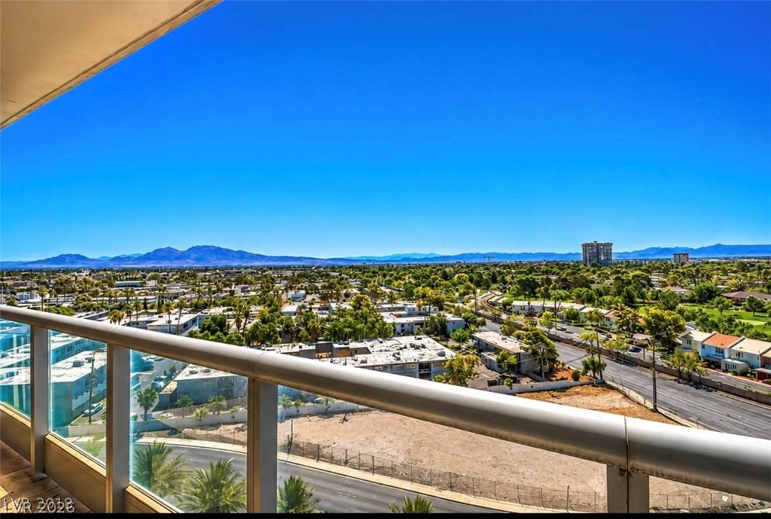 https://bt-photos.global.ssl.fastly.net/vegas/orig_boomver_2_2790123-2.jpg