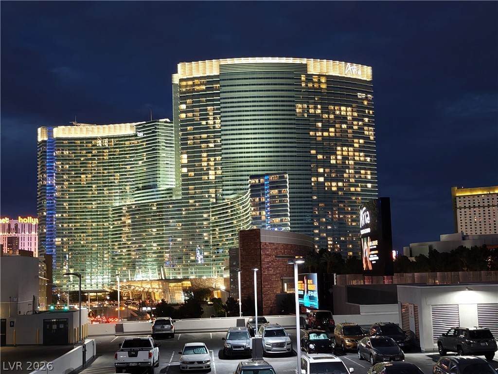 https://bt-photos.global.ssl.fastly.net/vegas/orig_boomver_1_2795971-2.jpg
