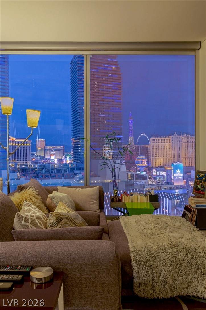 https://bt-photos.global.ssl.fastly.net/vegas/orig_boomver_1_2796084-2.jpg