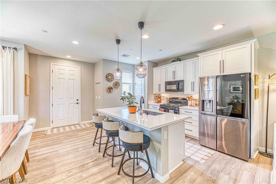 718 Cottonwood Hill Place - Photo 1