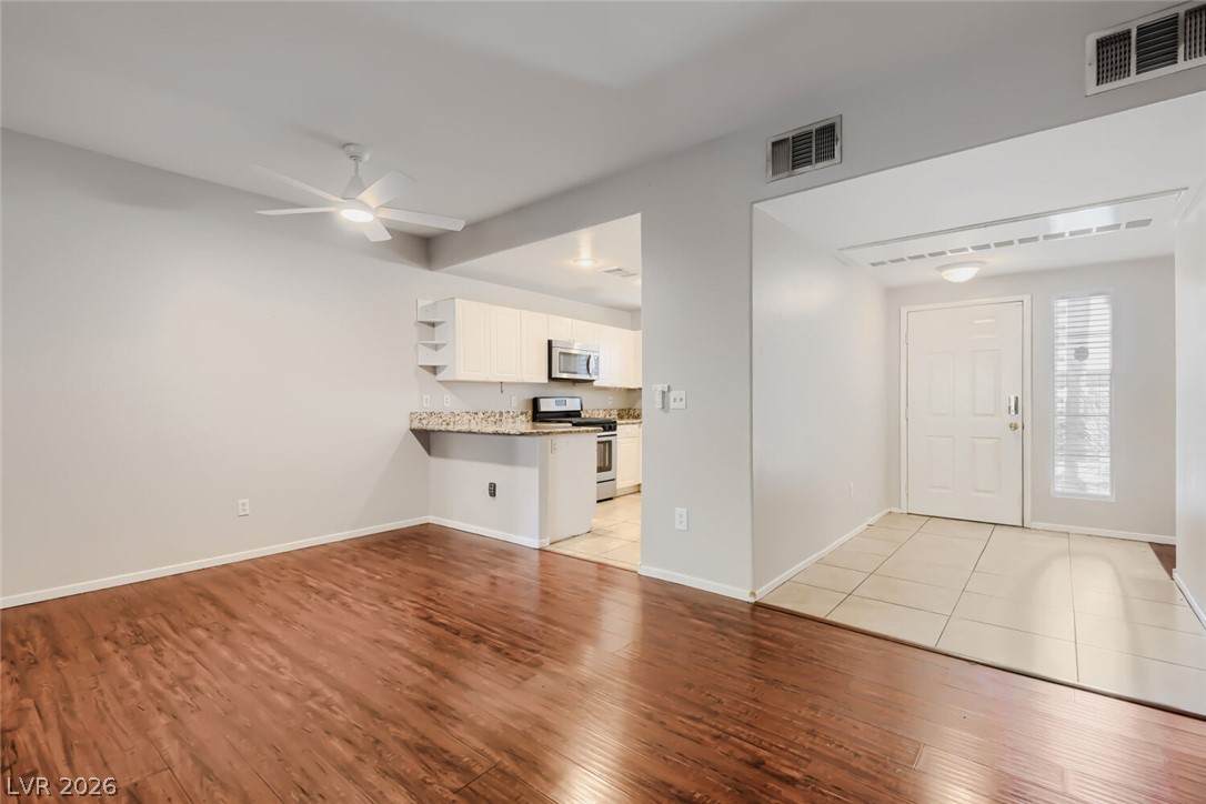 401 Pine Haven Street - Photo 1