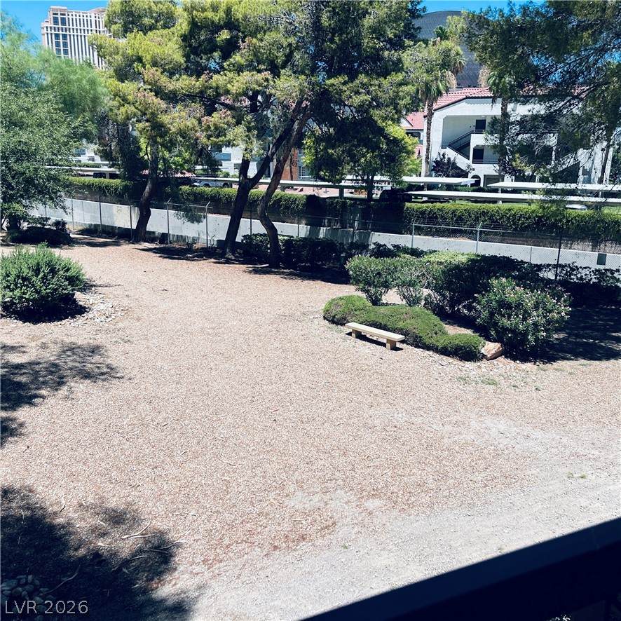 https://bt-photos.global.ssl.fastly.net/vegas/orig_boomver_2_2797468-2.jpg