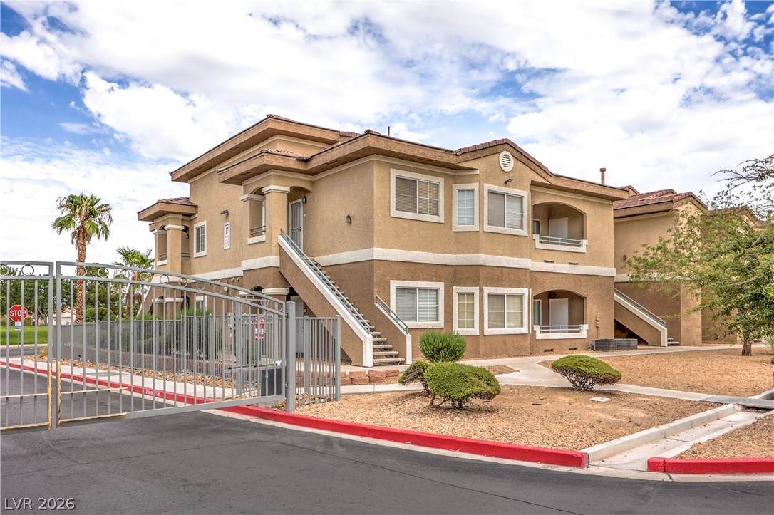 833 Aspen Peak Loop - Photo 1