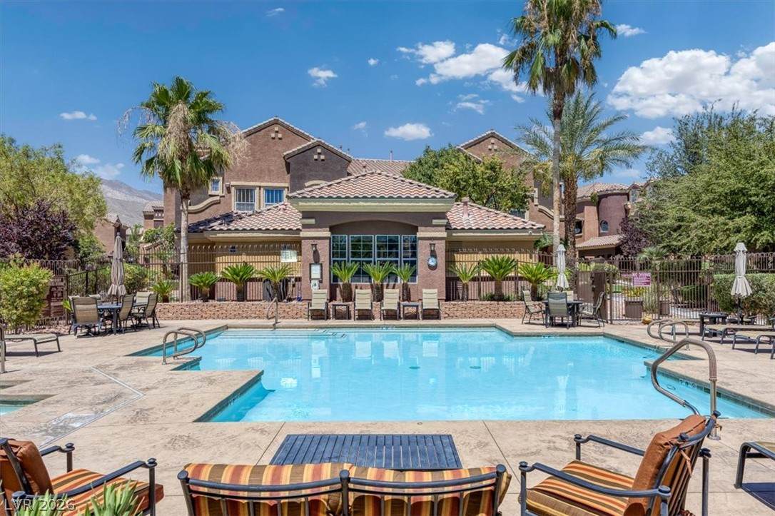 https://bt-photos.global.ssl.fastly.net/vegas/orig_boomver_2_2800477-2.jpg