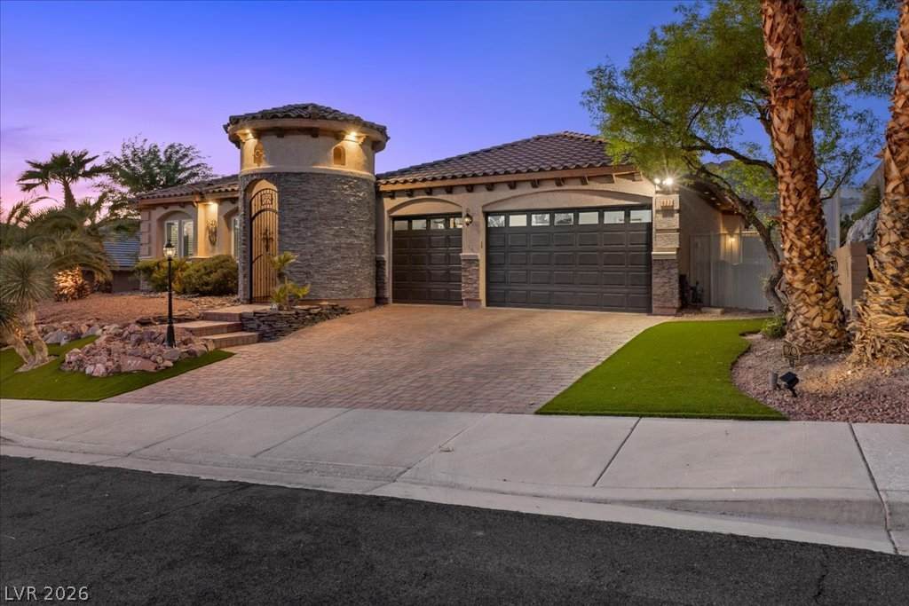 https://bt-photos.global.ssl.fastly.net/vegas/orig_boomver_2_2821606-2.jpg
