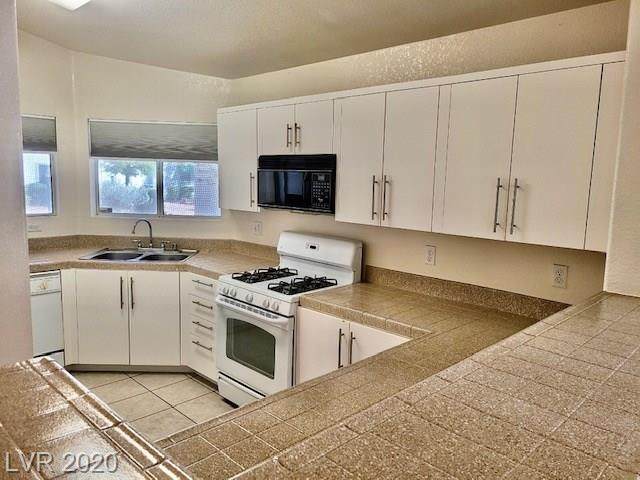 837 Yacht Harbor - Photo 1