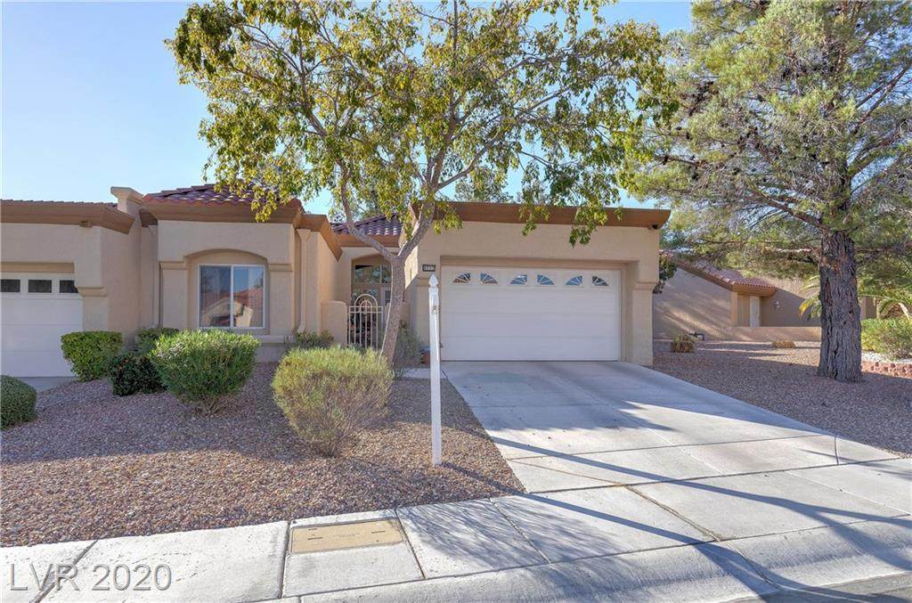 8713 Prairie Hill Drive - Photo 1