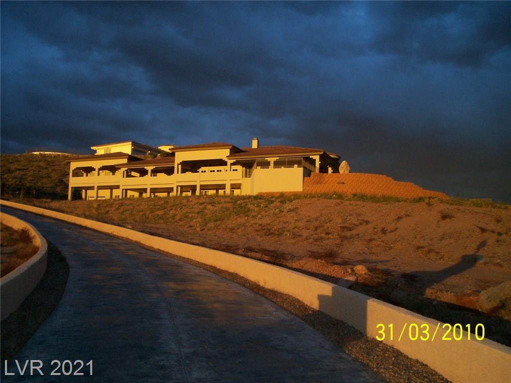 1500 Mendota Drive - Photo 1