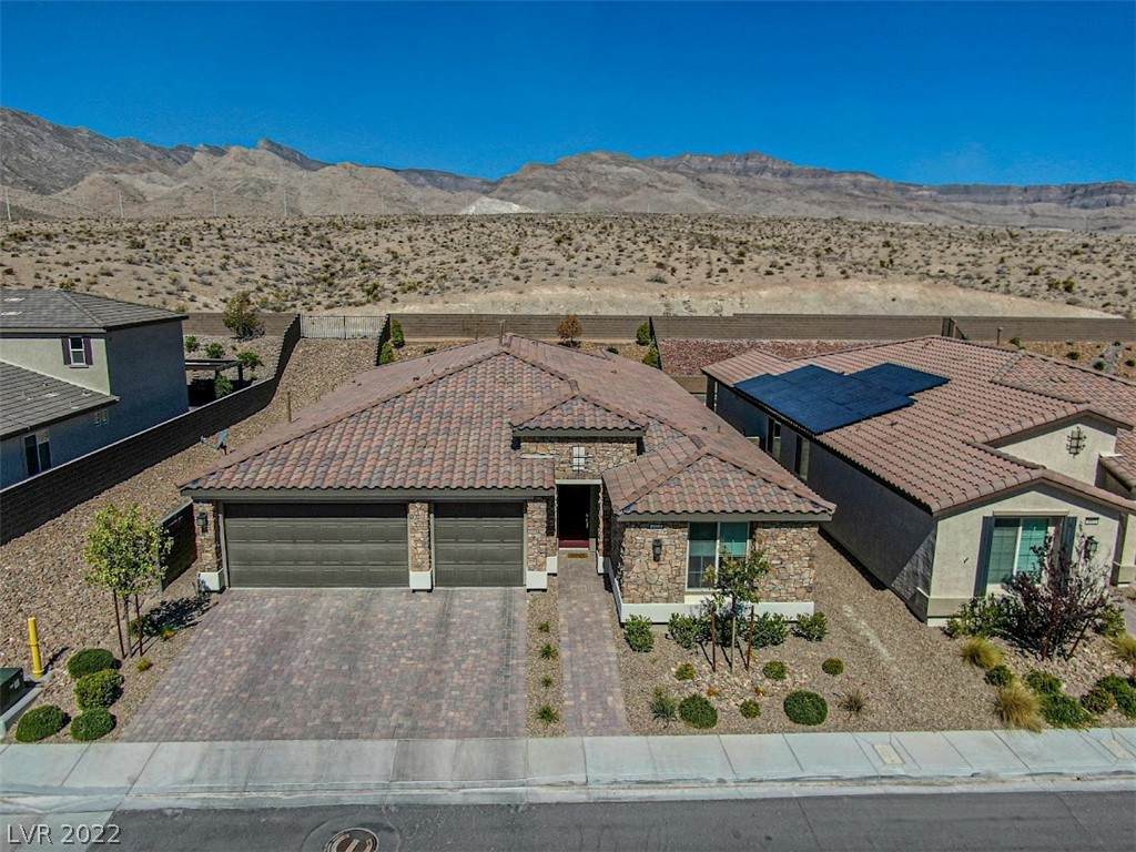 4595 Amazing View Street - Photo 1
