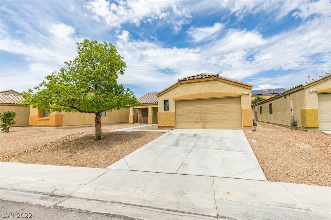 1108 Gary Carmena Avenue - Photo 1