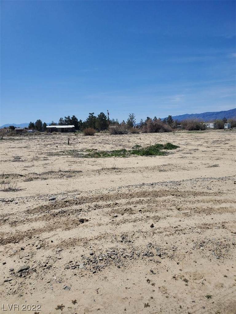 4131 Kellogg Road - Photo 1
