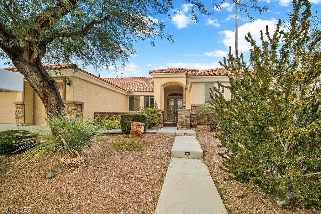 8326 Kisses Avenue - Photo 1