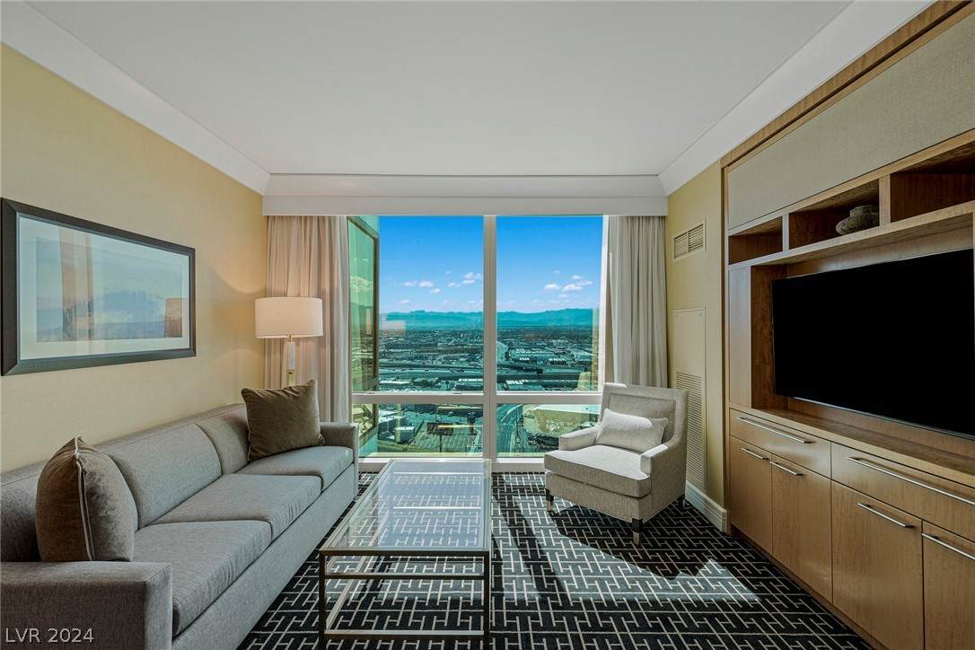 2000 Fashion Show Drive - Photo 1