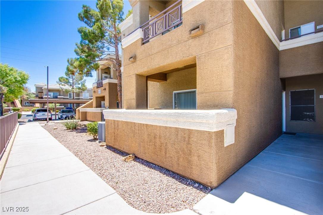 8070 Russell Road - Photo 1