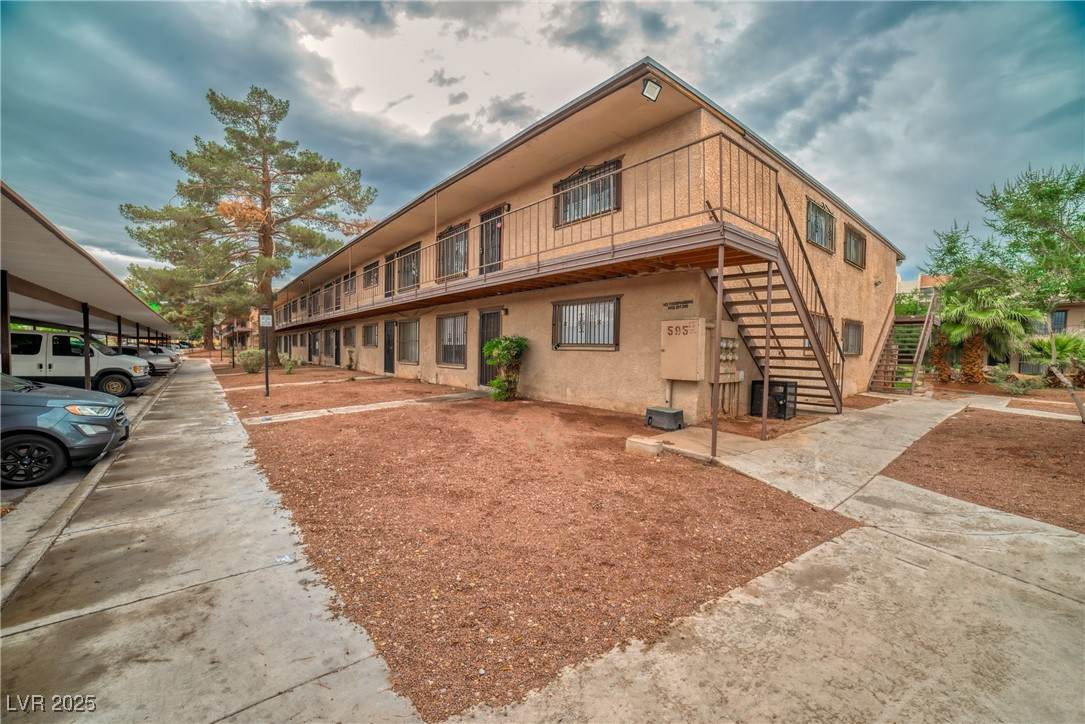 595 Royal Crest Circle - Photo 1
