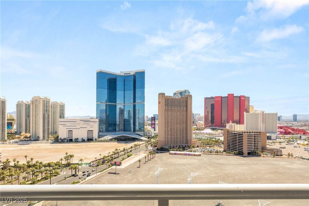 200 Sahara Avenue - Photo 1