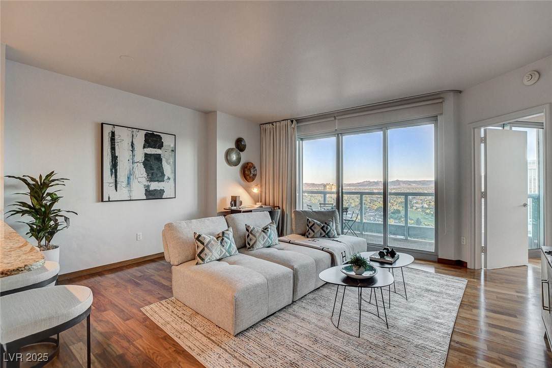 322 Karen Avenue - Photo 1