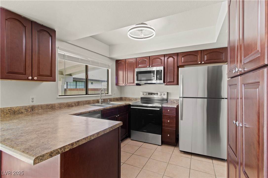 3936 Applecrest Street - Photo 1