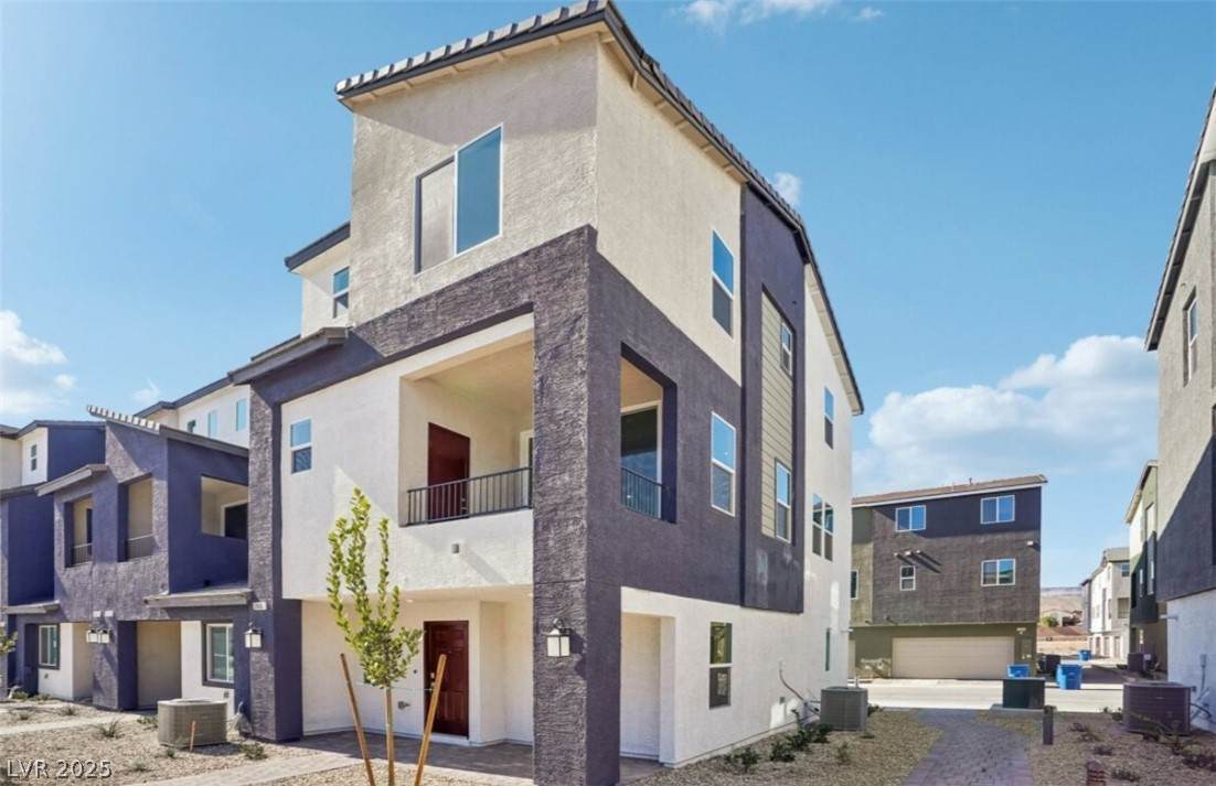 5866 Kips Bay Street - Photo 1