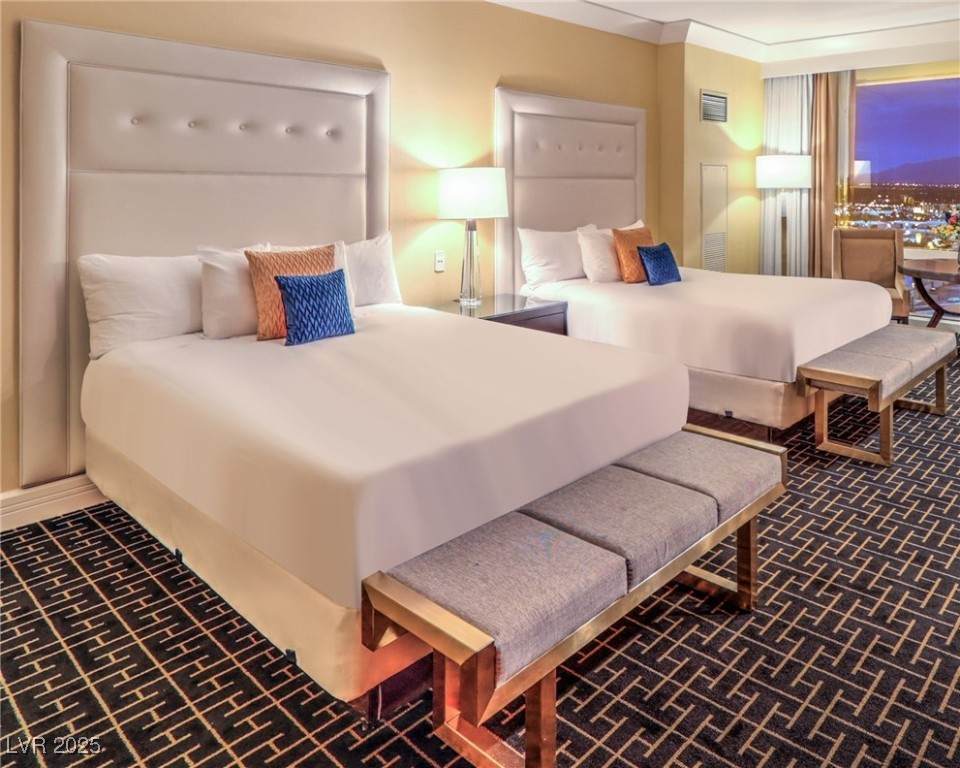 2000 Fashion Show Drive - Photo 1