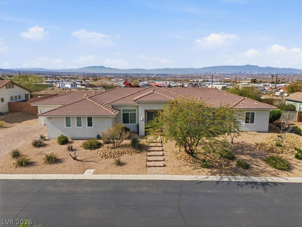 428 Emily Crossing Court - Photo 1
