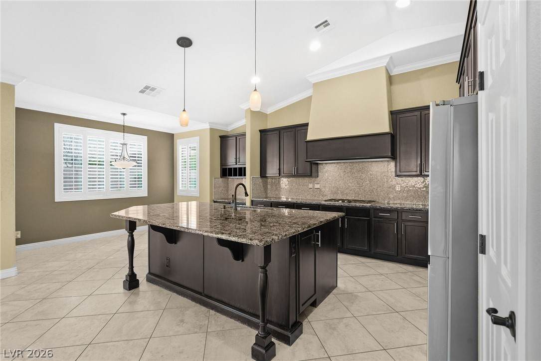 956 Rue Grand Paradis Lane - Photo 1