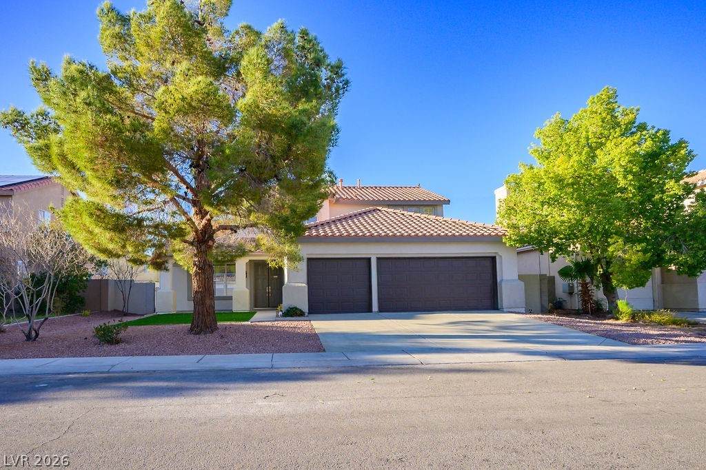 1334 Stable Glen Drive - Photo 1