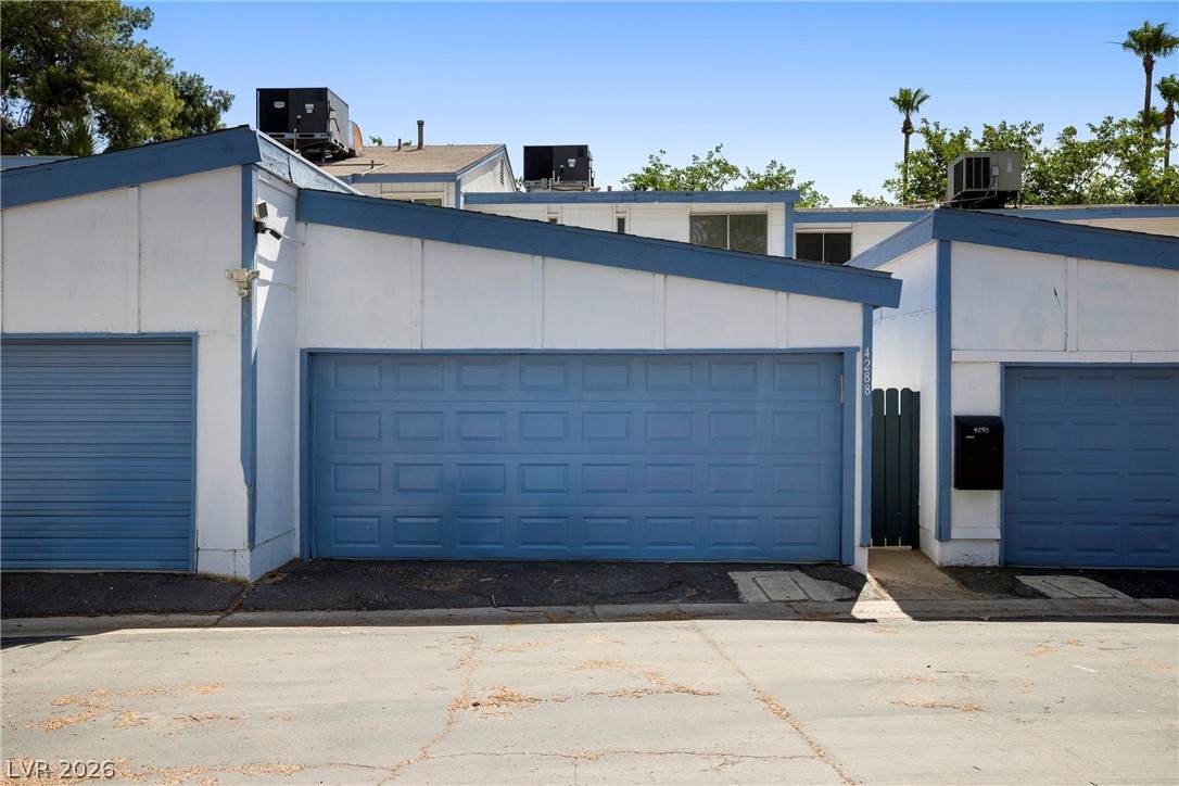 4288 Kona Coast Way - Photo 1