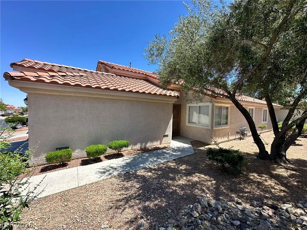 7847 Settlers Ridge Lane - Photo 1