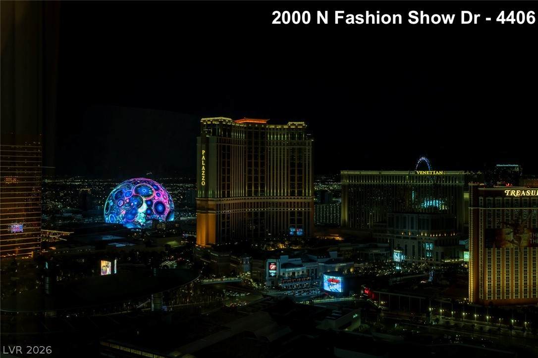 2000 Fashion Show Drive - Photo 1