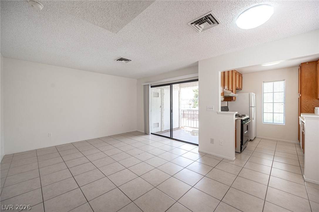 4729 Nara Vista Way - Photo 1