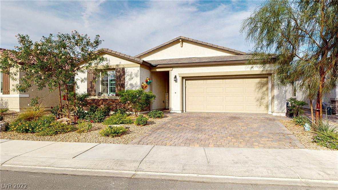 5434 Blinding Lights Street - Photo 1