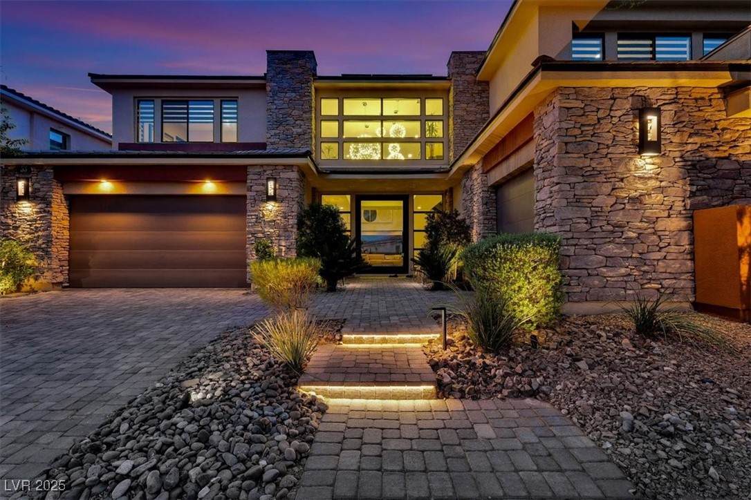 53 Garibaldi Way - Photo 1