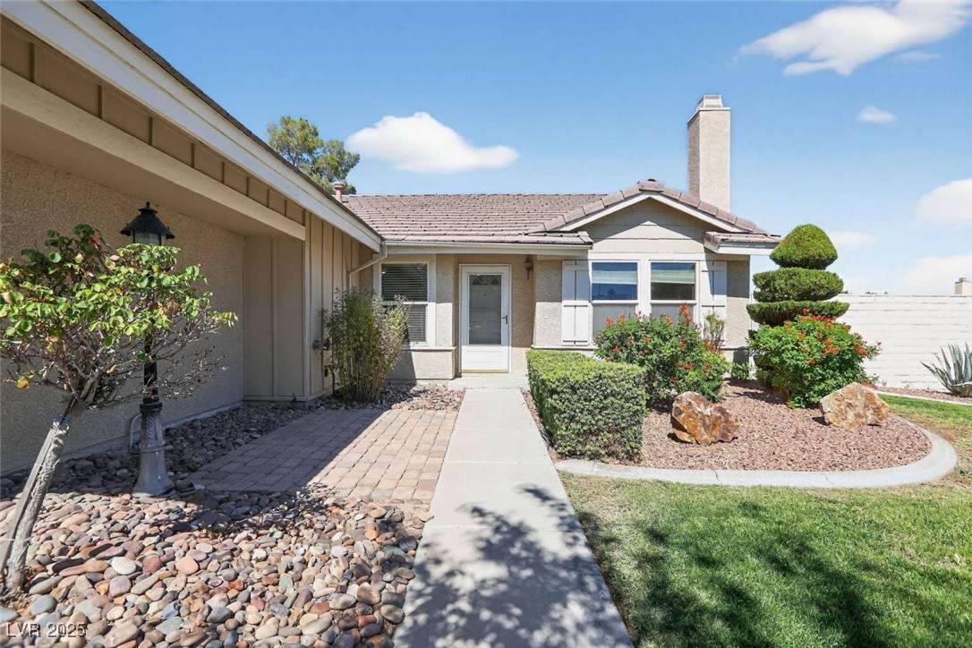 3128 Regal Oak Drive - Photo 1