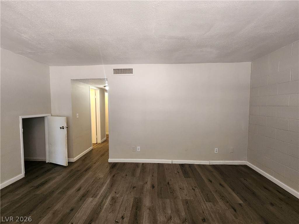 https://bt-photos.global.ssl.fastly.net/vegas/orig_boomver_4_2737601-2.jpg