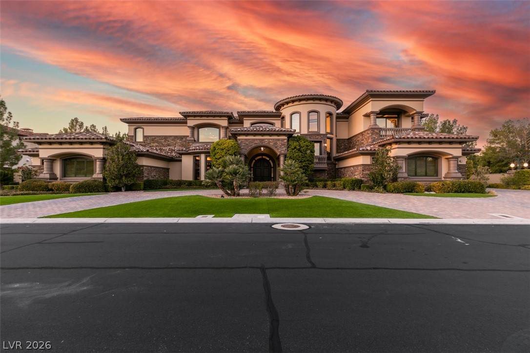 11 Quintessa Circle - Photo 1