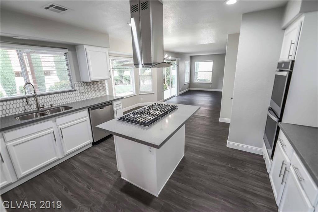 524 Baldridge - Photo 1