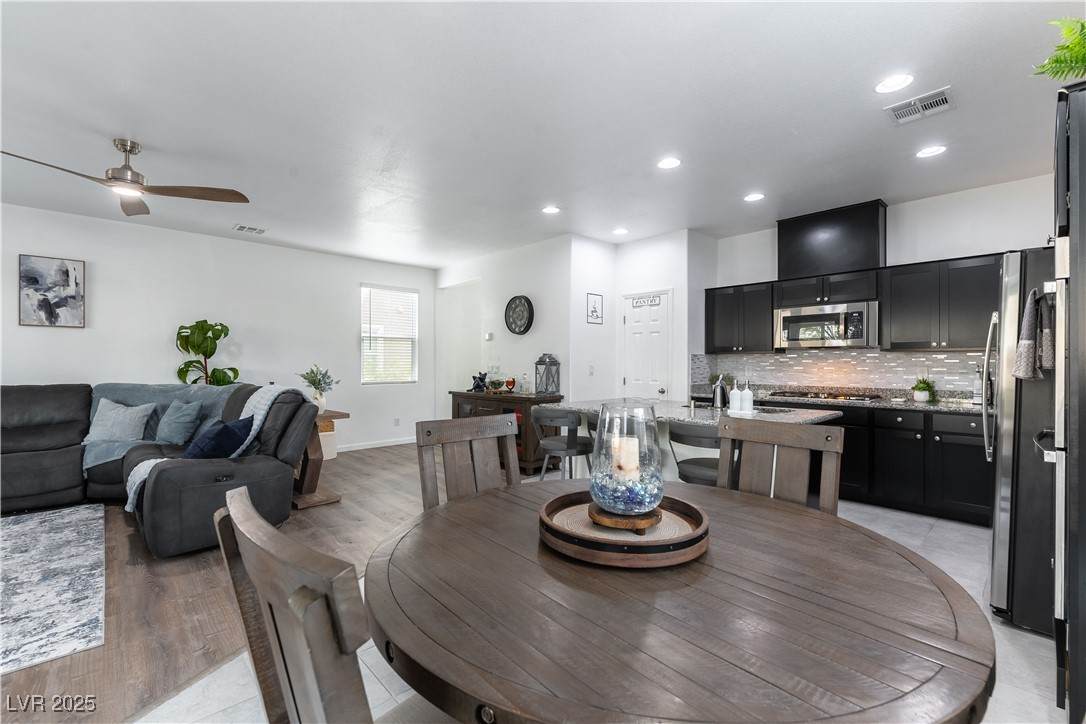 1950 Shanon Michelle Avenue - Photo 1