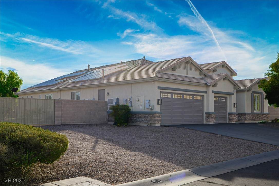 6145 Smarty Jones Avenue - Photo 1