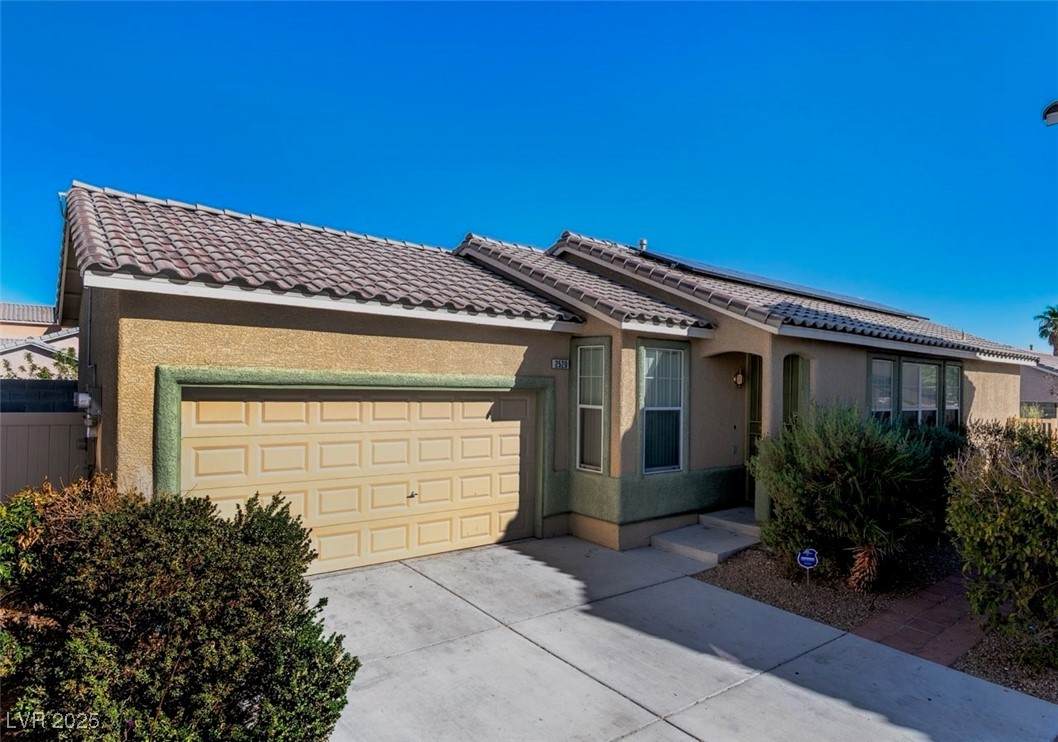 2520 Bottle Palm Court - Photo 1