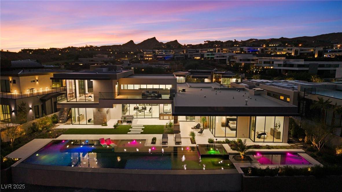 12 Rainbow Point Place - Photo 1