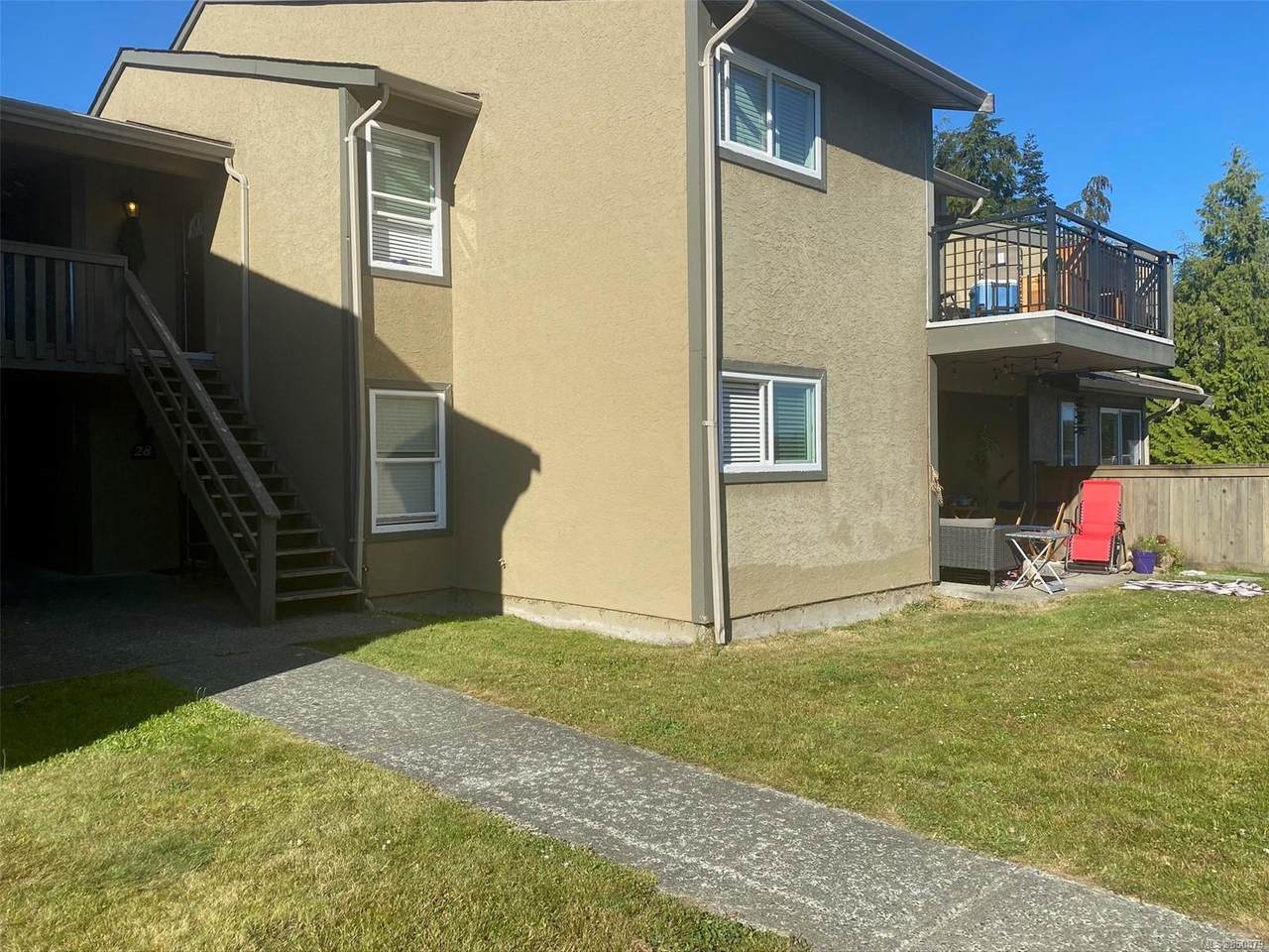 9130 Granville St - Photo 1