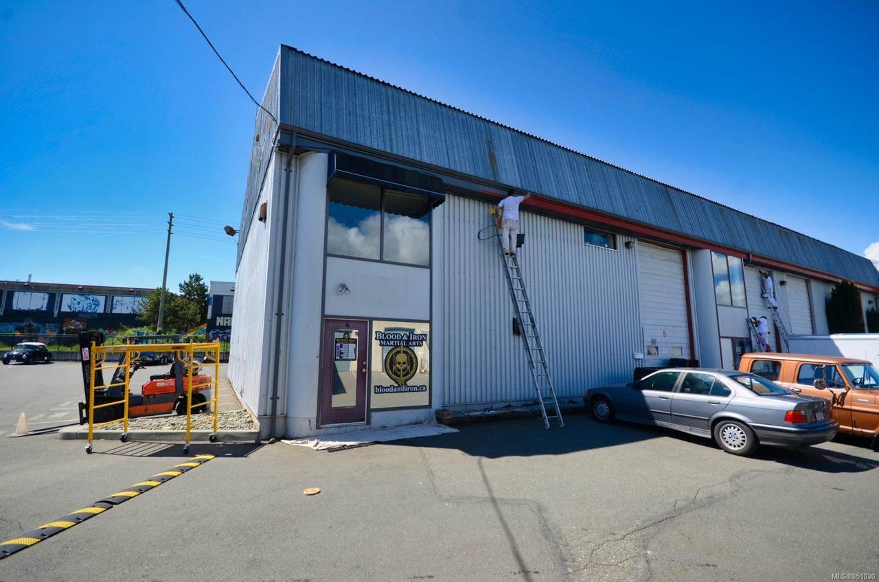 835 Devonshire Rd - Photo 1