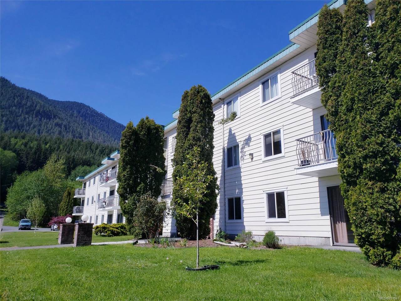 611 Macmillan Dr - Photo 1