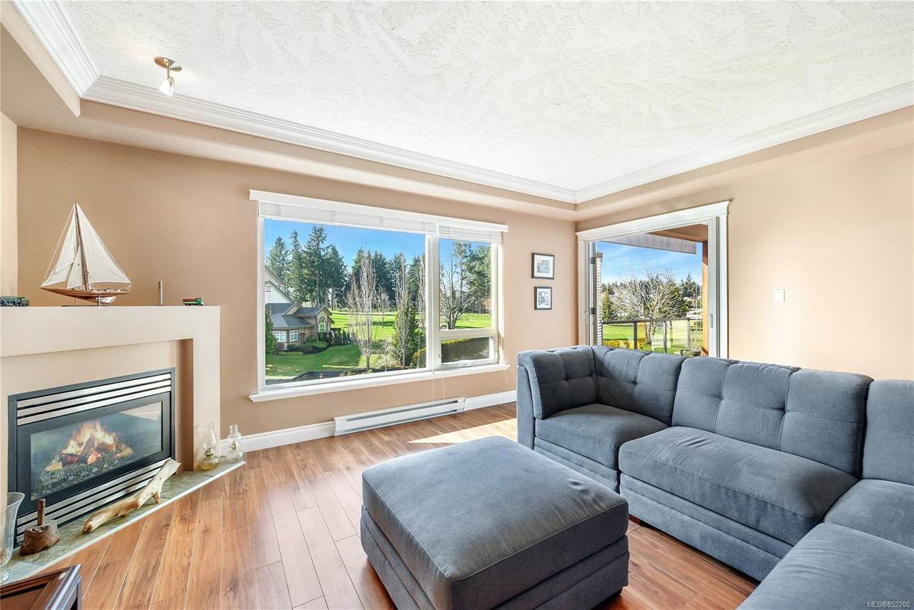 3666 Royal Vista Way - Photo 1