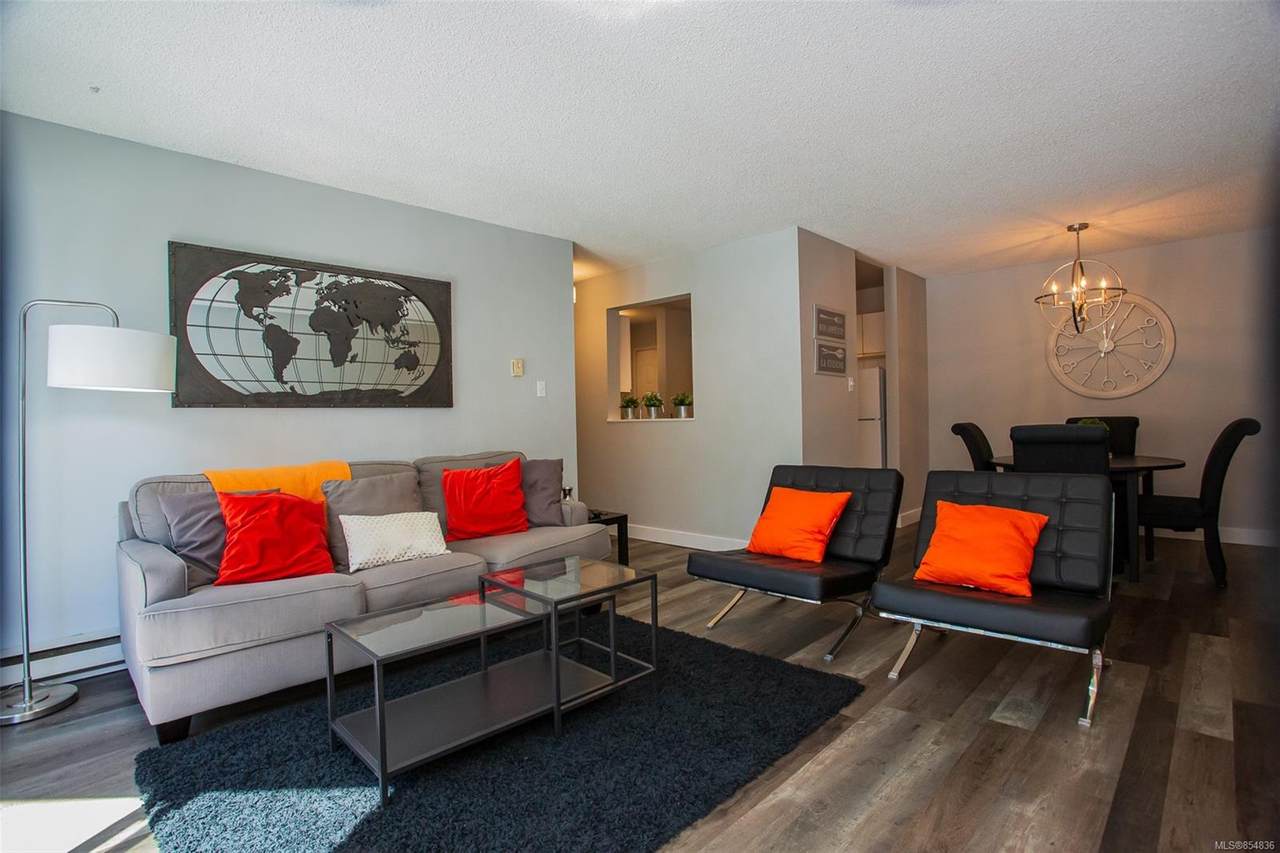2562 Departure Bay Rd - Photo 1