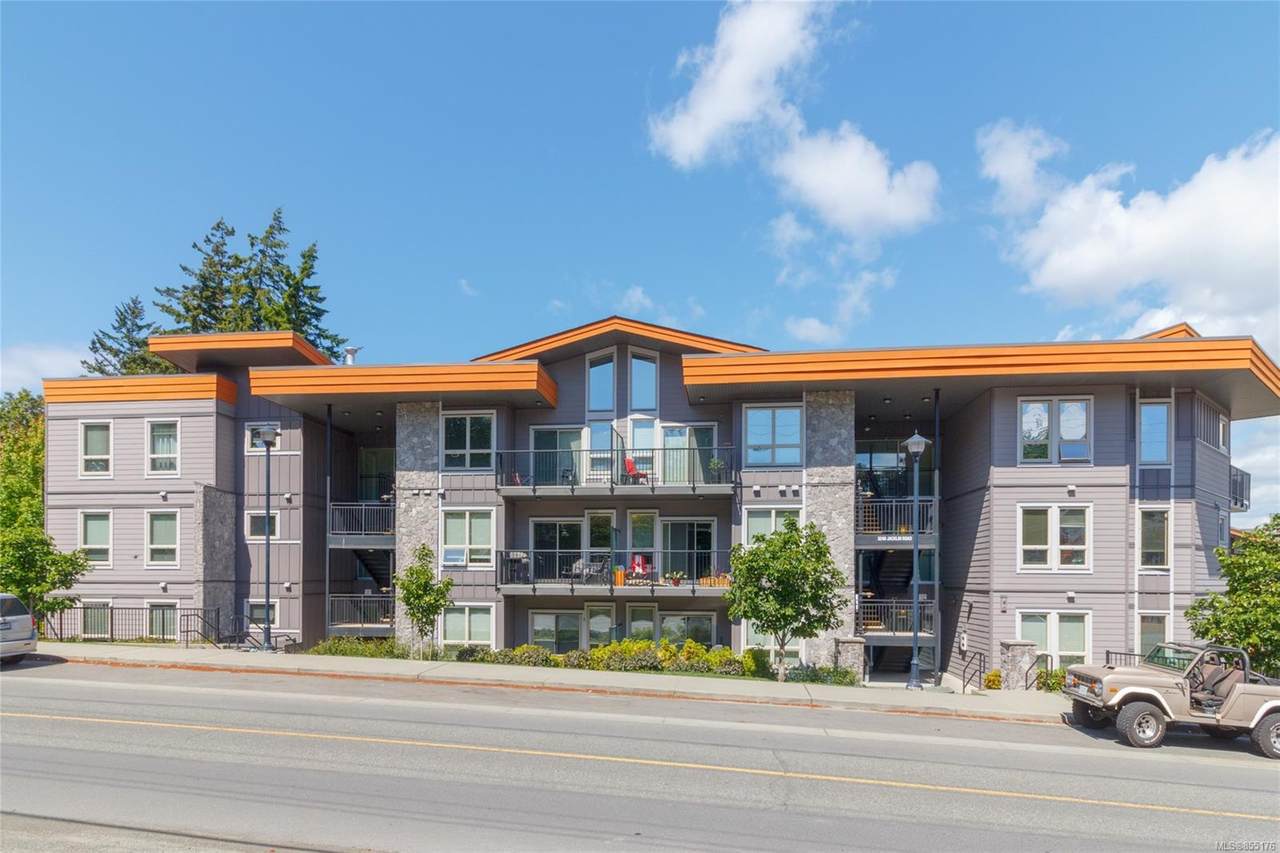 3240 Jacklin Rd - Photo 1
