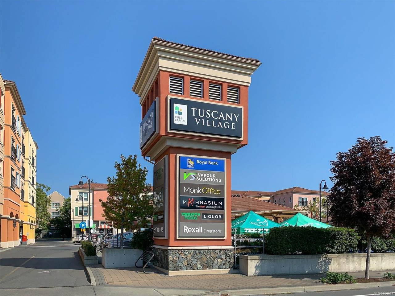 1620 Mckenzie Ave - Photo 1