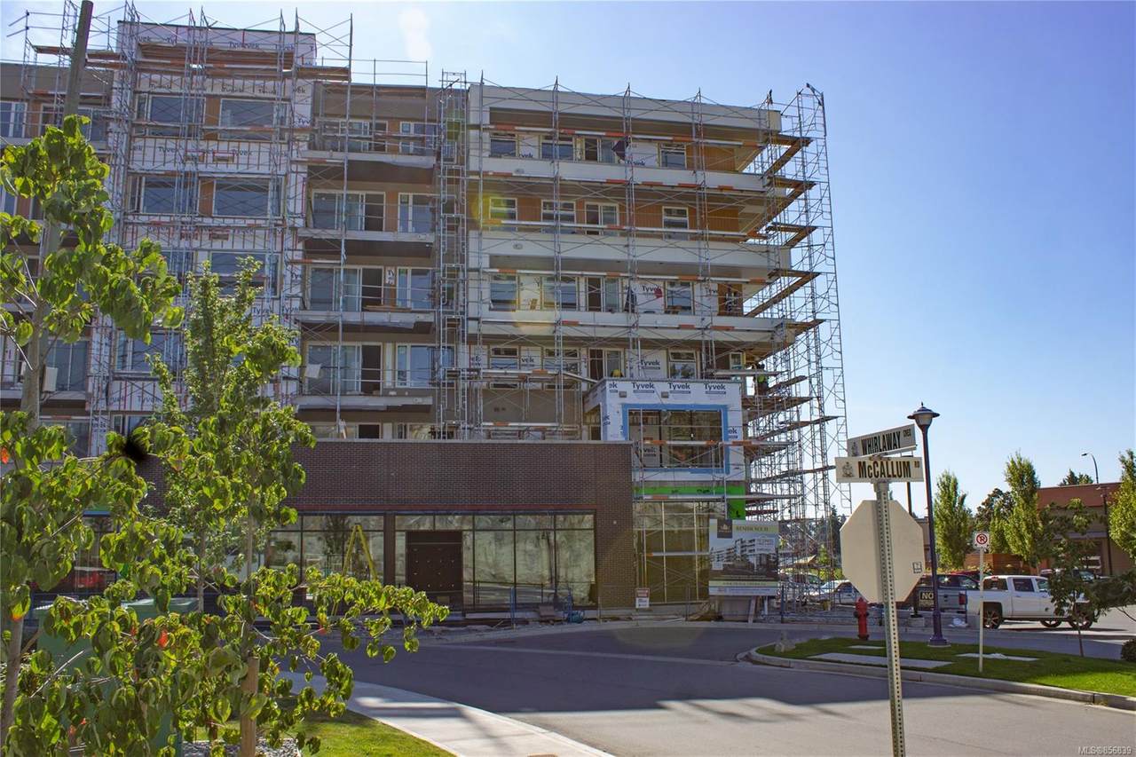 967 Whirlaway Cres - Photo 1