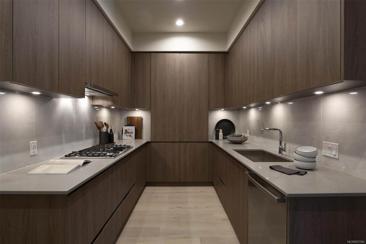 501 Park Pl - Photo 1